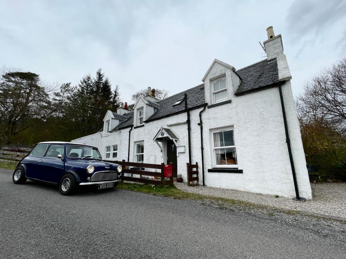 1 Keepers Cottage Skeabost Bridge Isle Of Skye 外观 照片